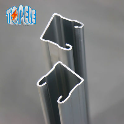 41 * 21mm 41 * 41mm Ατσάλι Unistrut πόδια Plain ή Slotted