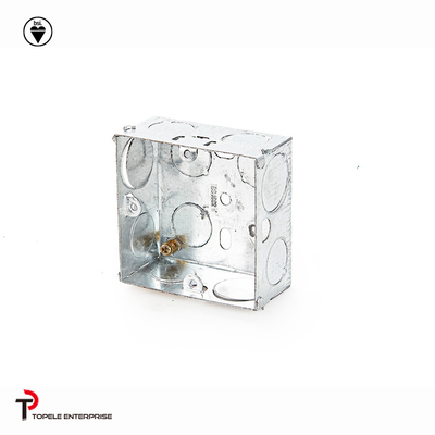 BS4662 GI Switches Μία / Δύο Ομάδες Ηλεκτρικά κιβώτια και καλύμματα, κιβώτια καλωδίων GI