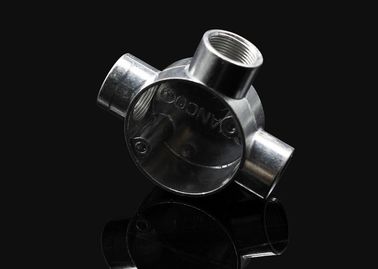 TOPELE 25MM Ζεστά βουτηγμένο γαλβανισμένο αλουμίνιο εύπλαστο σιδηρομεταλλικό αγωγό